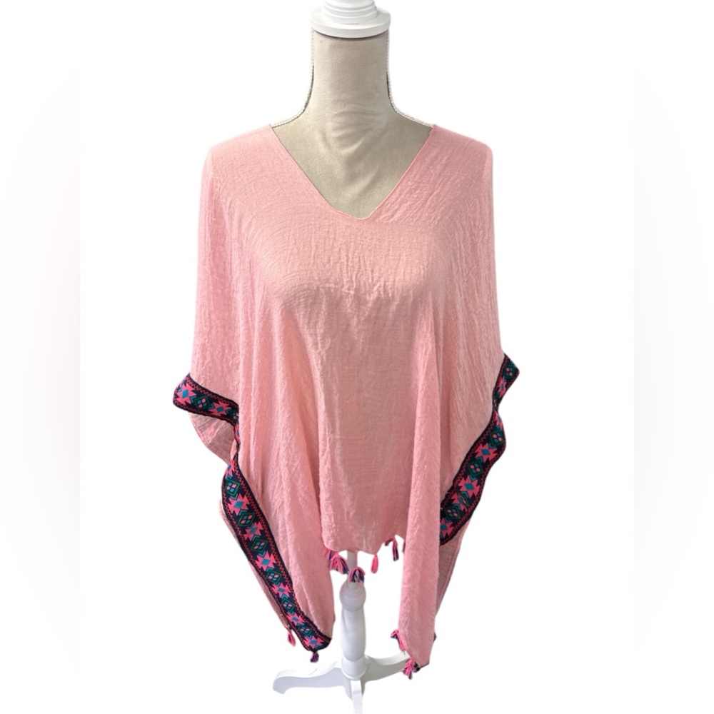 Lightweight Pink Aztec Poncho One Size